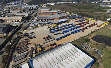 Pátio Máquinas CNHi Grupo JAT Transportes Logística